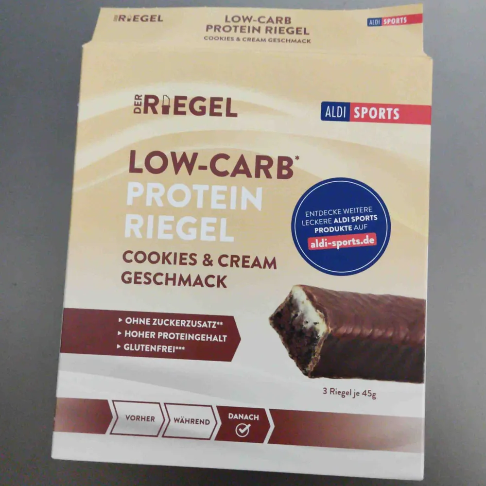 Low-Carb Protein Riegel Cookies & Cream Geschmack