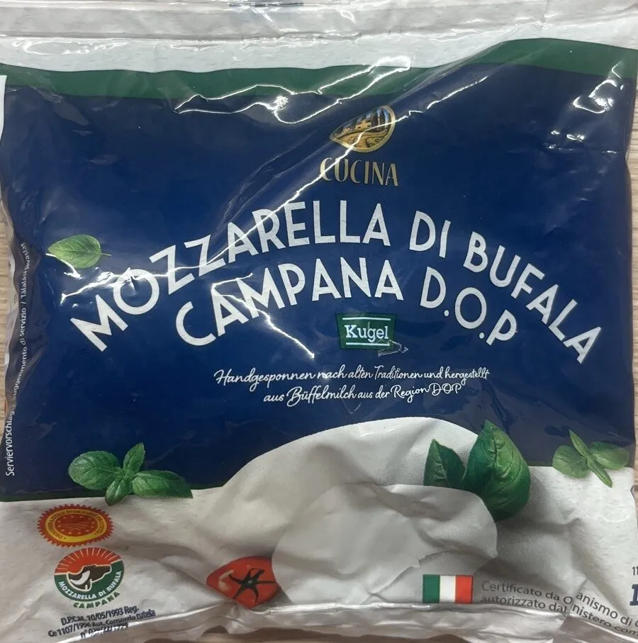 Mozzarella di Bufala Camapan D.O.P