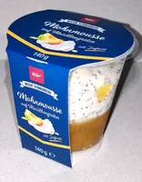 Mohnmousse auf Marillengrütze