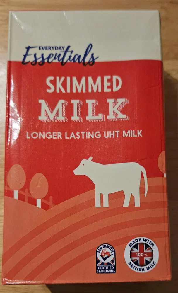 Skimmed Milk UHT