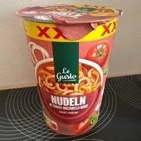 Nudeln in Mozzarella-Sauce