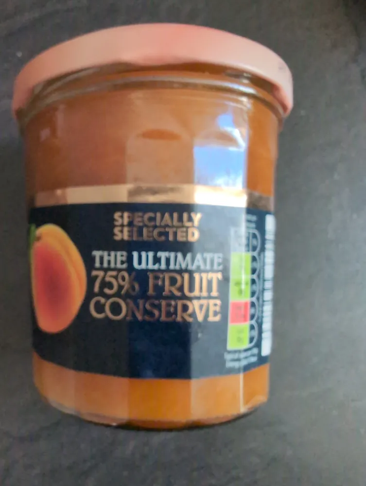 The ultimate 75% fruit conserve Apricot