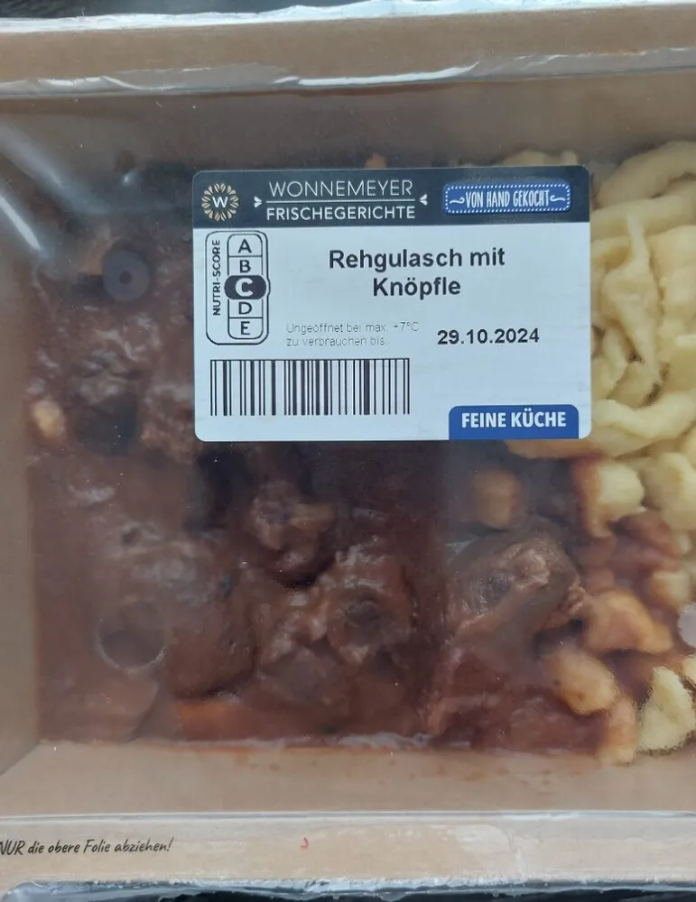 Rehgulasch mit Knöpfle