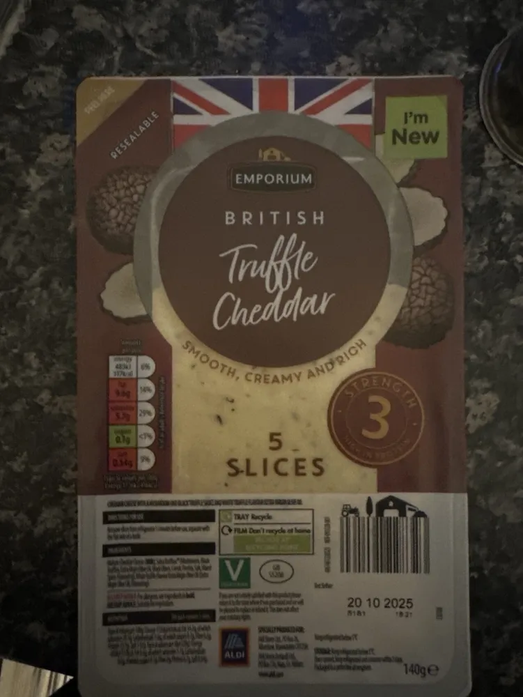 British Truffle Cheddar Slices