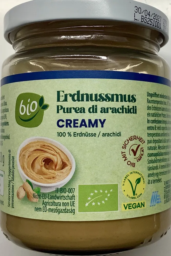 Erdnussmus cremig