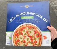 Pizza neapolitanischer art