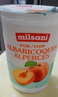 Yogur con preparado de albaricoque