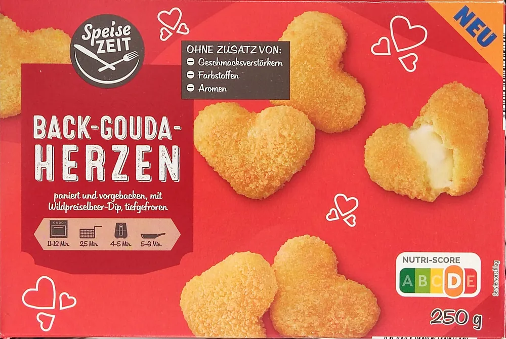 Back-Gouda-Herzen mit Wilpreiselbeer-Dip