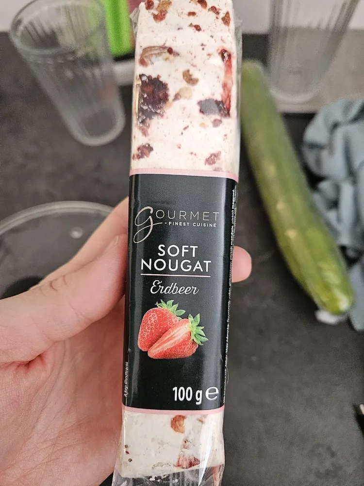 Torrone morbido alle fragole