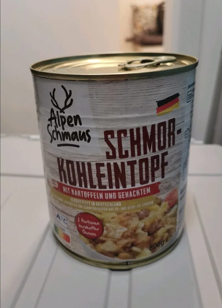 Schmorkohl-Eintopf mit Kartoffeln und Gehacktem