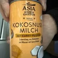 Kokosnussmilch mit curry-pulver