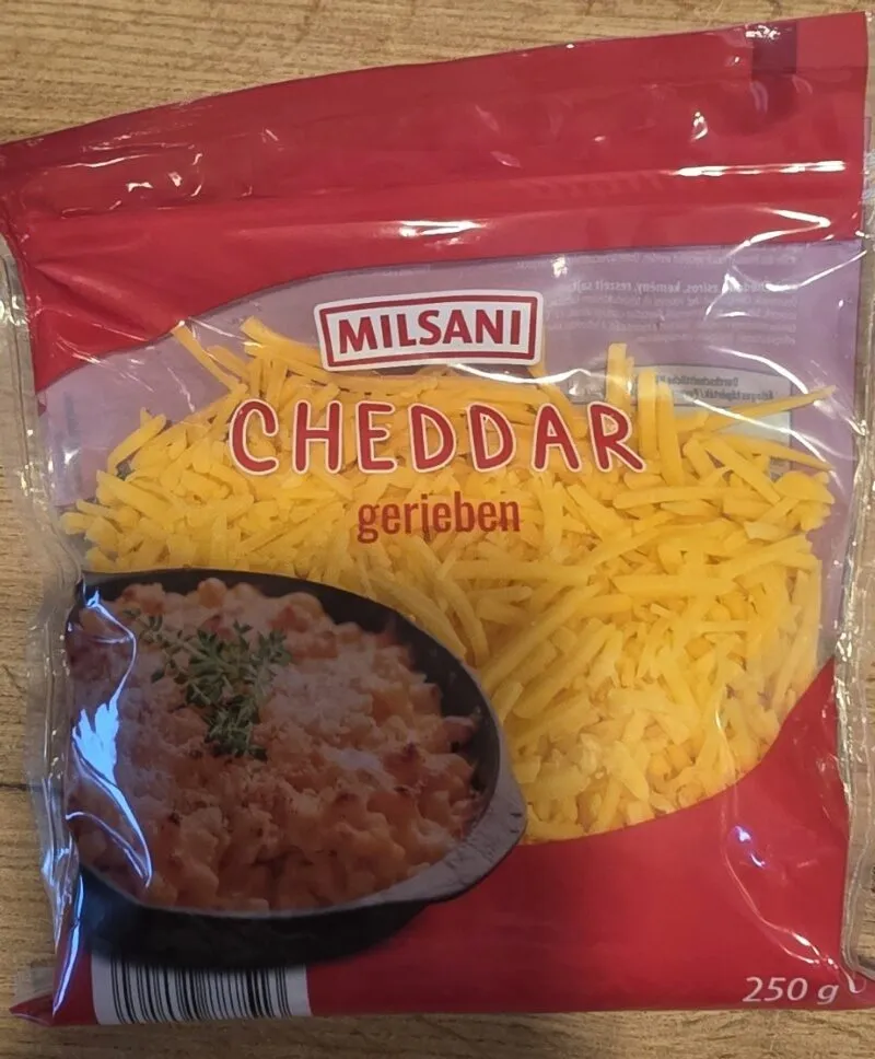 Cheddar gerieben