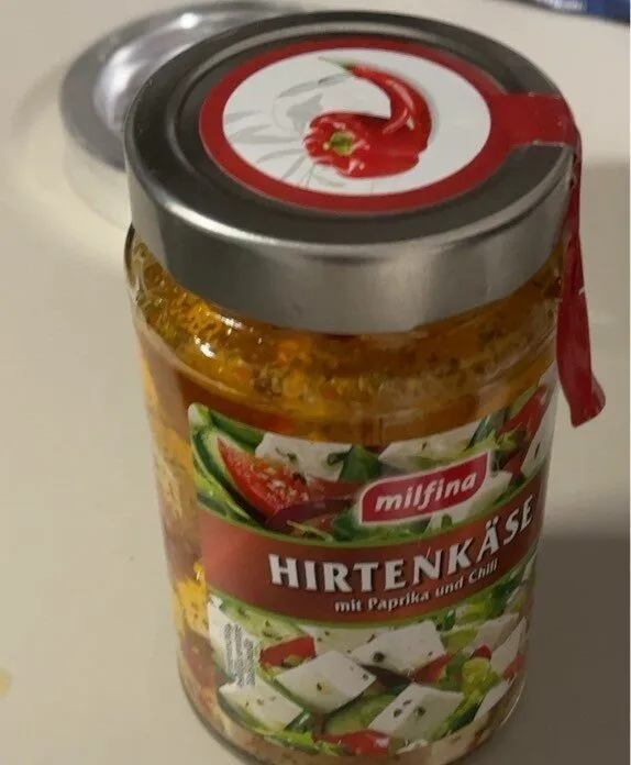 Hirtenkäse mit Paprika und Chili