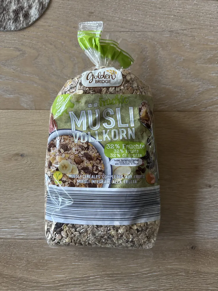 Vollkorn Müsli - Früchte