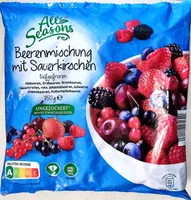 Beerenmischung mit Sauerkirschen