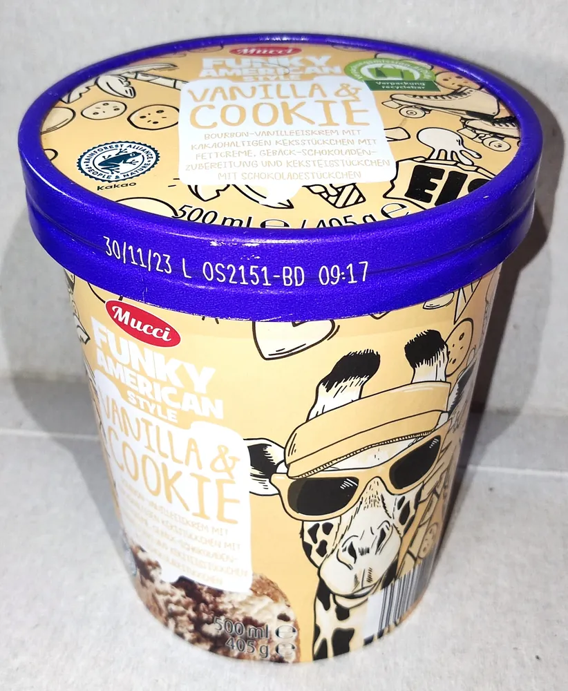 Funky American Ice Cream - Vanilla & Cookie