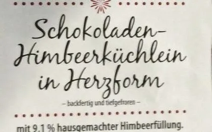 Schikoladen Himbeerkuchkein un Herzfirn