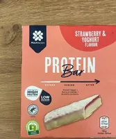 Strawberry and yoghurt protein bar