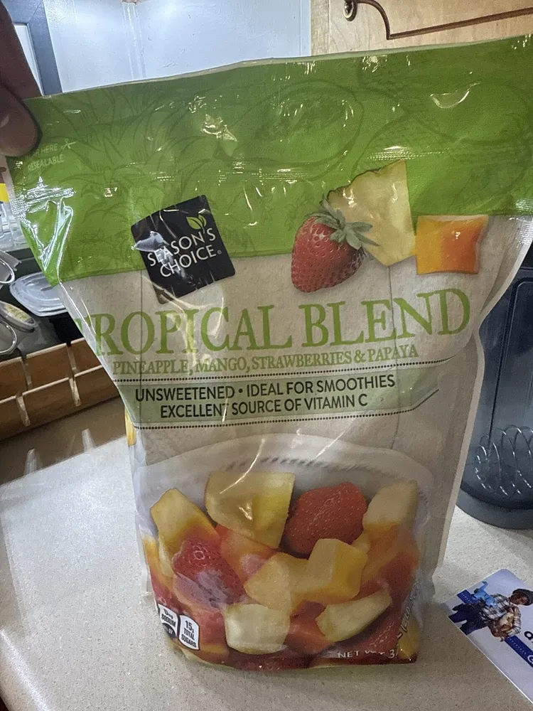 TROPICAL BLEND