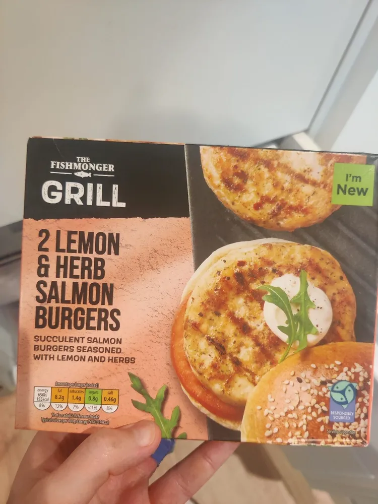 Lemon & Herb Salmon Burgers