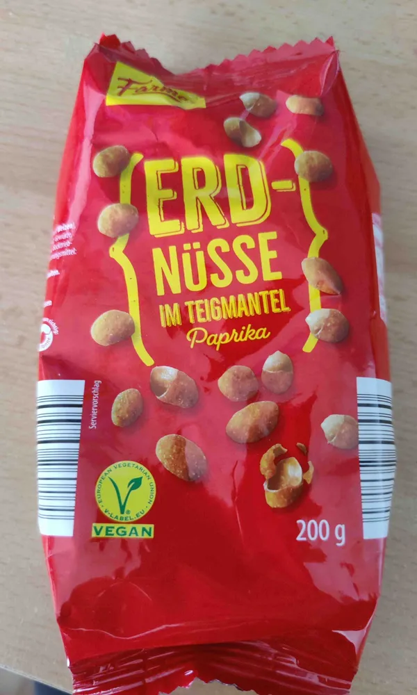 Erdnüsse im Teigmantel - Paprika
