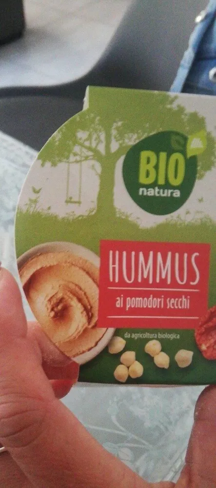 Hummus ai pomodori secchi