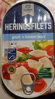 Heringsfilets geteilt in Tomatensauce