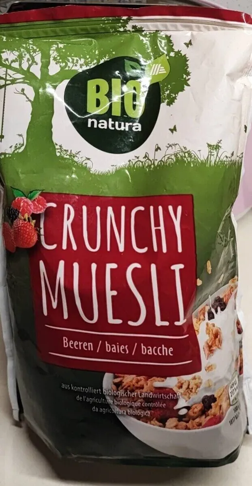 Crunchy muesli bacche
