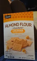 Almond Flour Crackers Cheddar