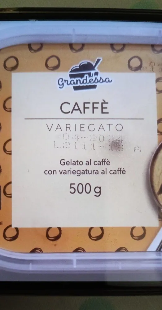 Gelato al caffè con variegatura al caffè