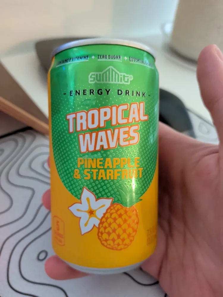Tropical Waves Pineapple & Starfruit Energy Drink