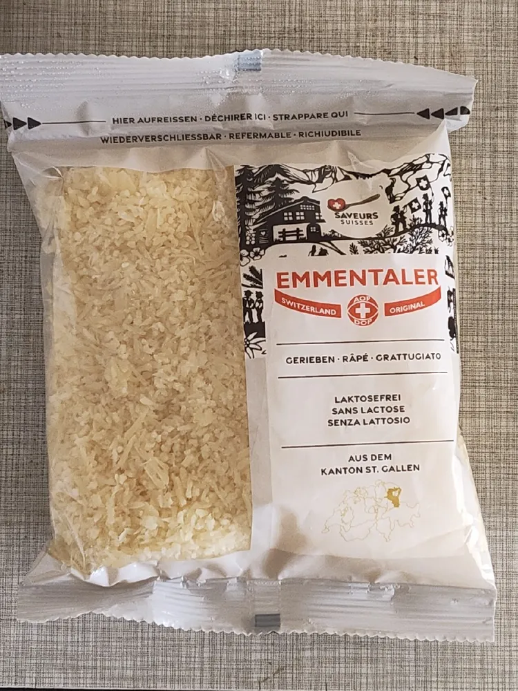 Emmentaler gerieben