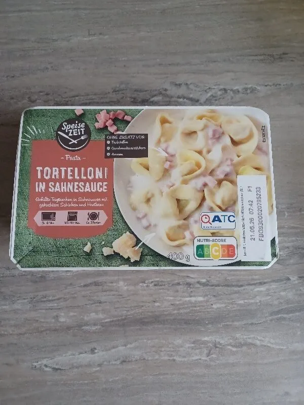 Tortelloni in Sahnesauce
