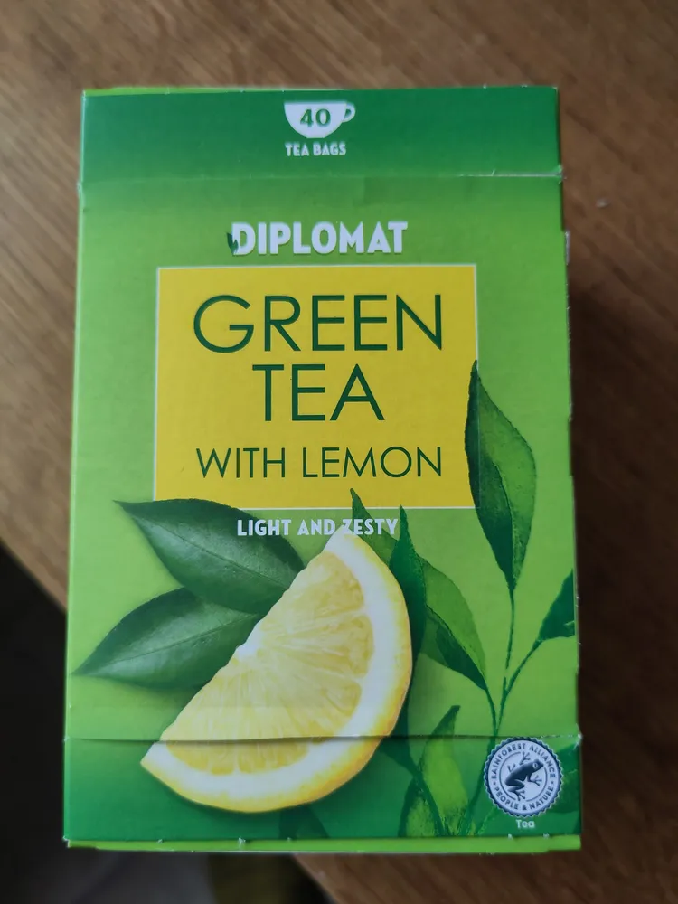 Green Tea with Lemon