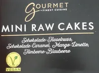 Mini raw cakes