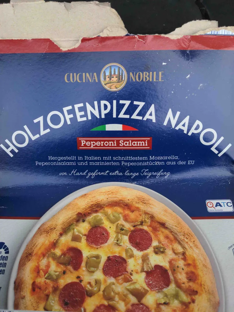 Holzofenpizza Napoli - Peperoni Salami