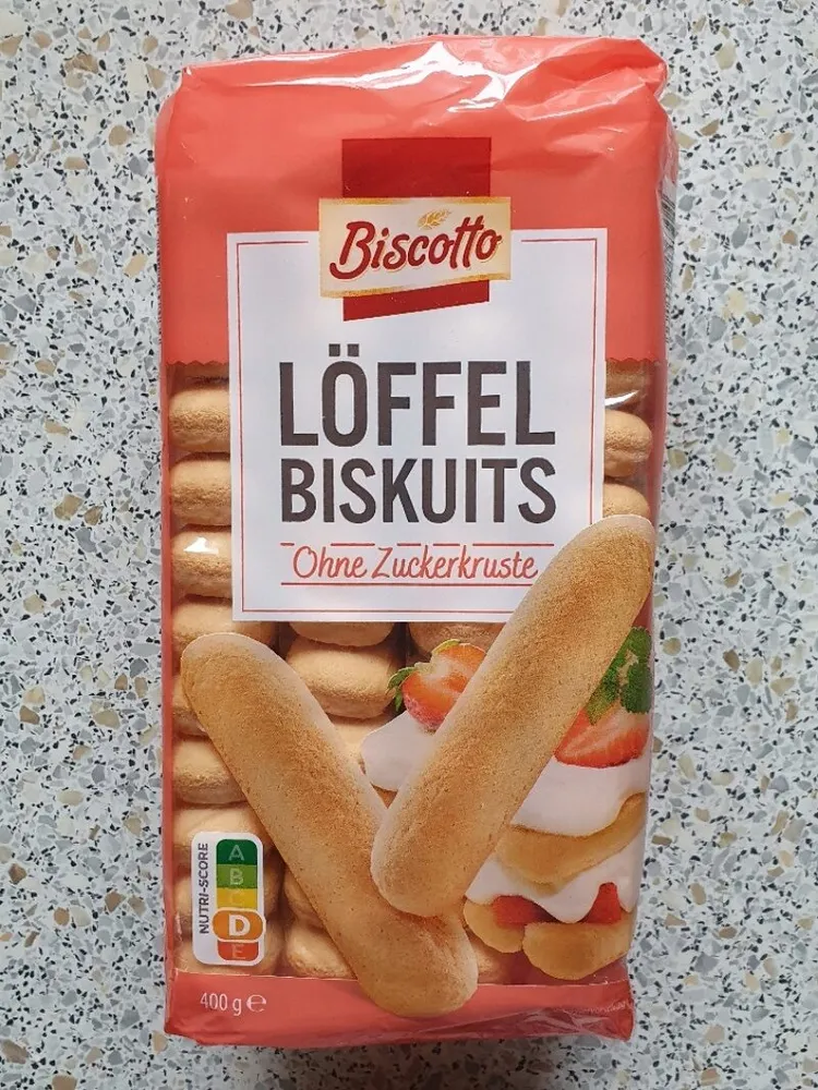 Löffel Biskuits ohne Zuckerkruste