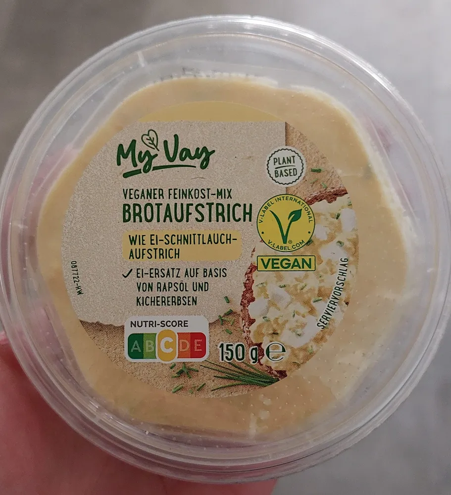 Veganer Feinkost-Mix Brotaufstrich wie Ei-Schnittlauch-Aufstrich