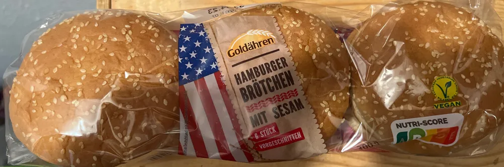 Hamburger-Brötchen mit Sesam