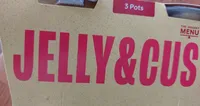 Berry Flavour Jelly with Custard