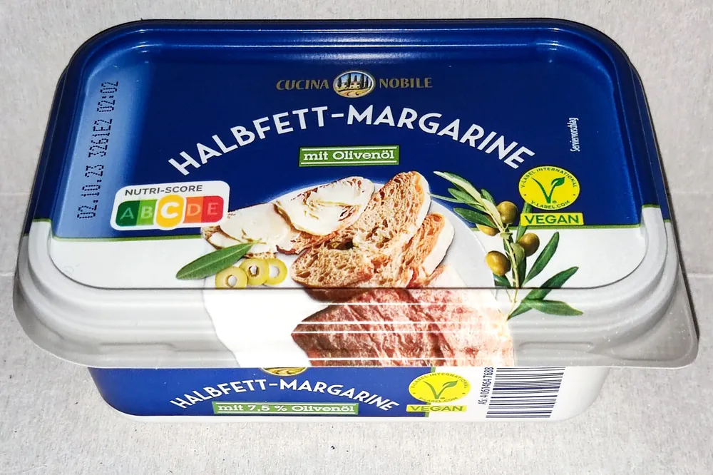 Halbfett-Margarine mit Olivenöl