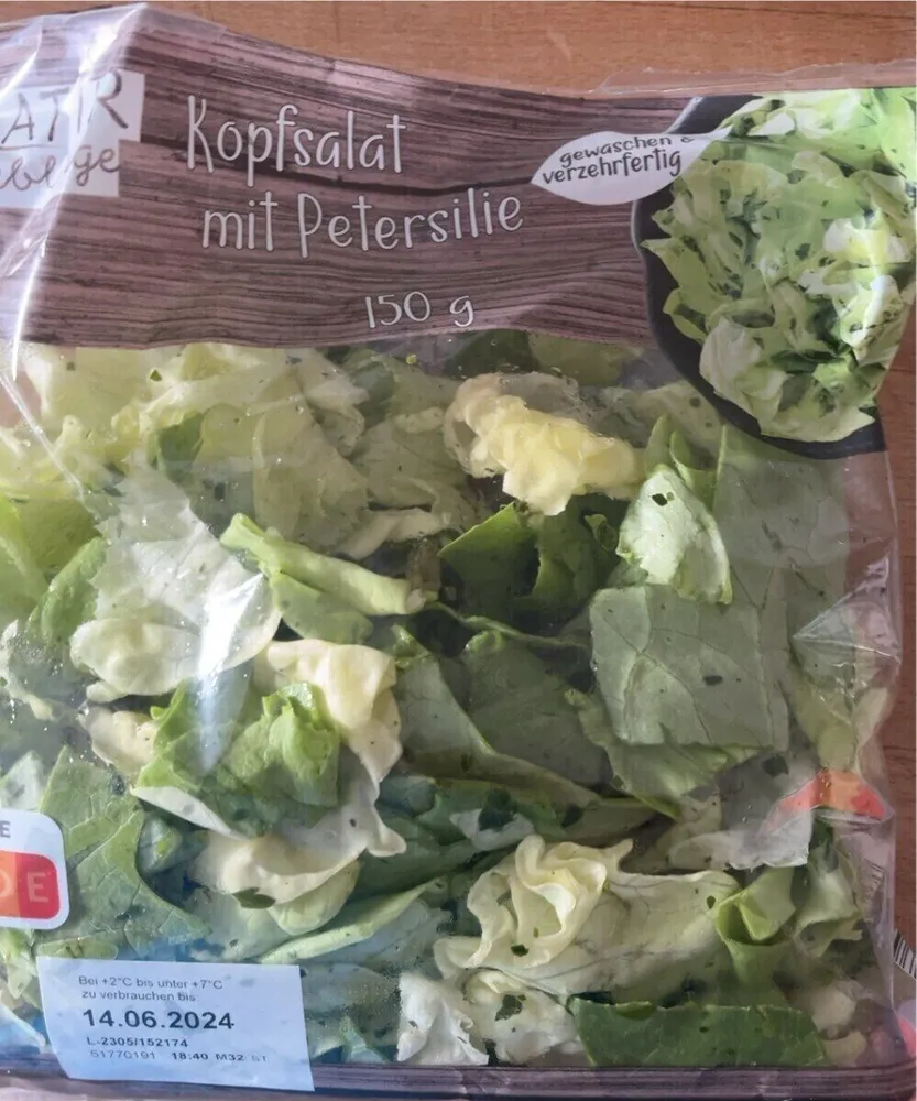 Kopfsalat mit Petersilie