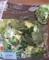 Kopfsalat mit Petersilie