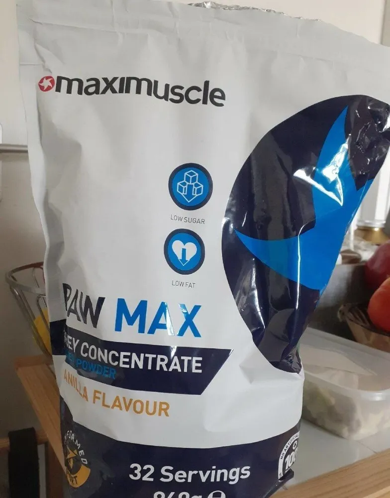 RAW MAX whey concentrate protein powder vanilla flavour