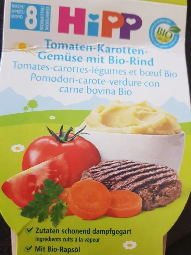 Pot de carotte, pomme de terre, tomate et boeuf