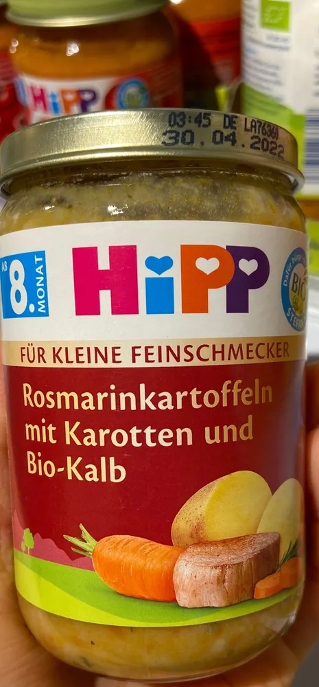 Rosmarinkartoffeln mit Karotten und Bio-Kalb