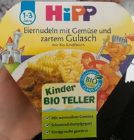 Eiernufeln mit gemüse und zartem gulasch