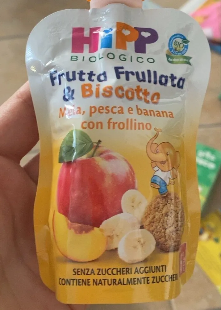 Frutta frullata e biscotto