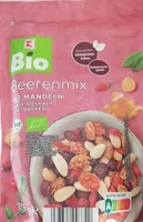 Beerenmix mit Mandeln