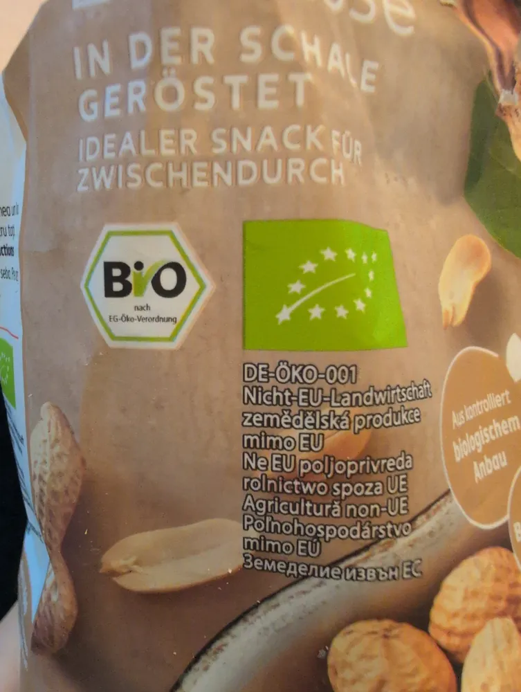 Erdnüsse